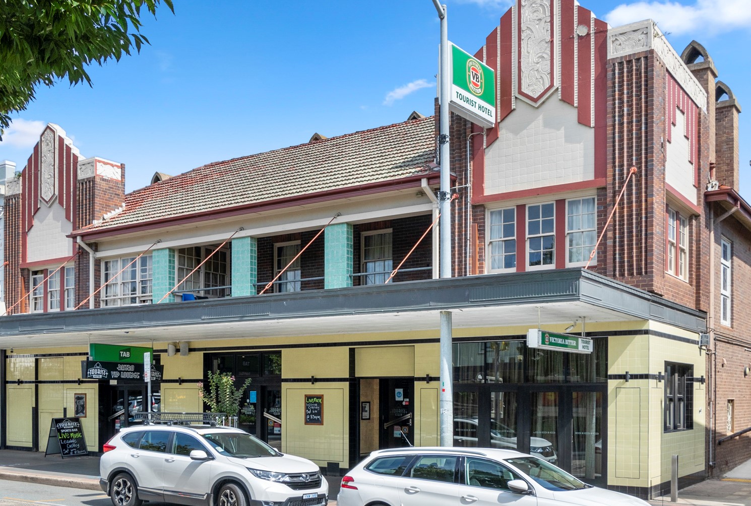 Blue Mountains, Queanbeyan pubs trade realestatesource